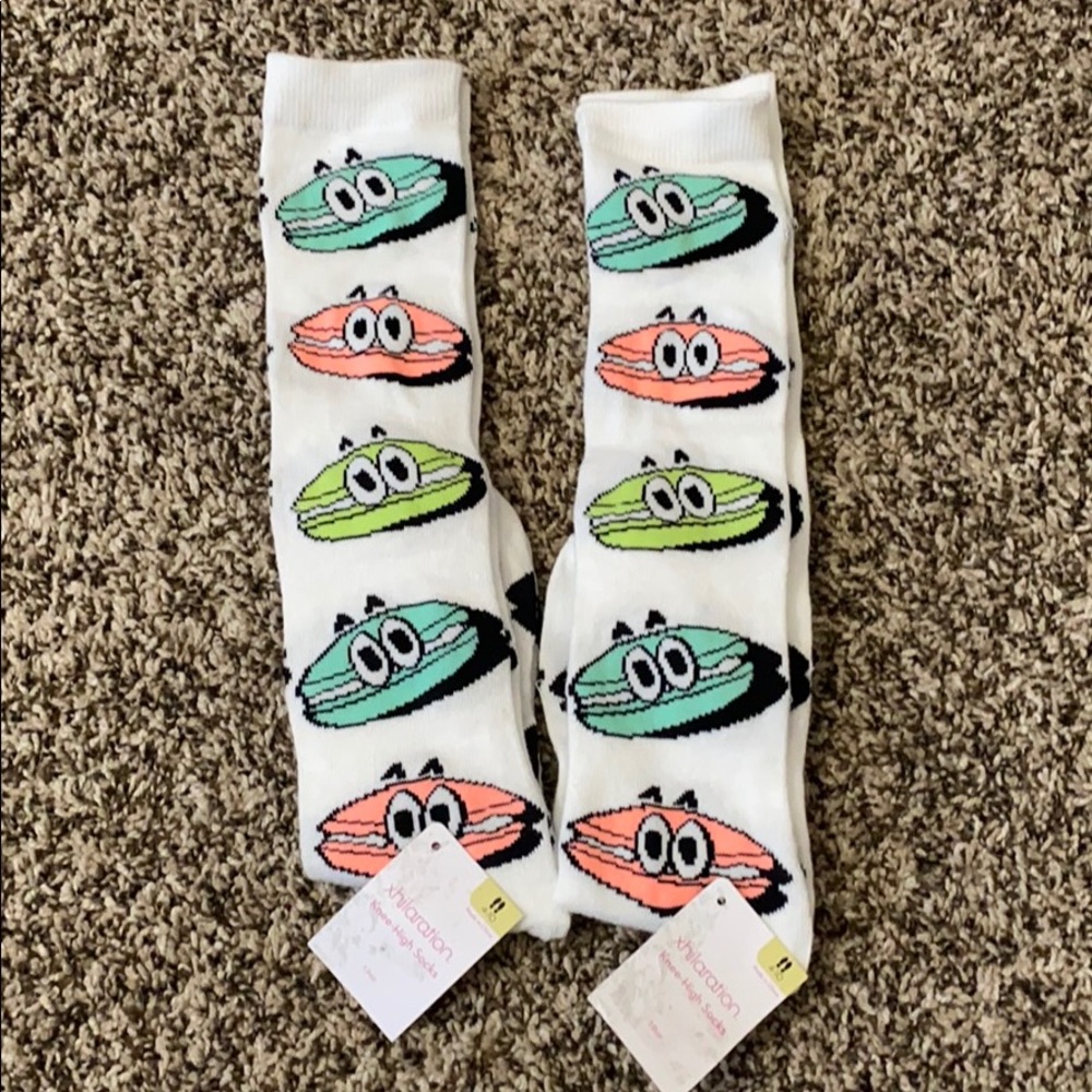 ❤️2 pair Macaroon knee-high socks size 4-10